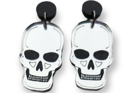 Spooky Skull Earrings (Silver)